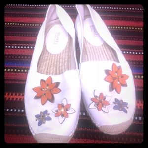 MK comfortable shoes